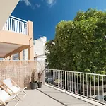 Forenna (adults Only) Hostel *