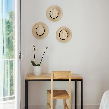 Forenna (adults Only) Hostel