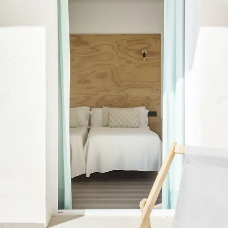 Forenna (adults Only) Hostel *